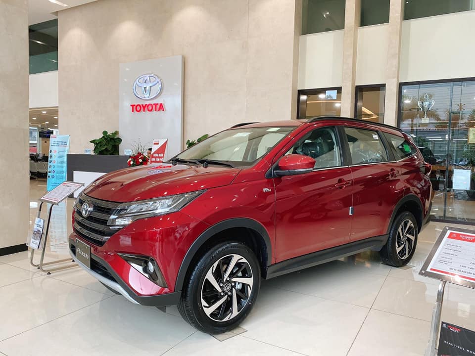 rush màu đỏ mận - Toyota Thanh Xuân